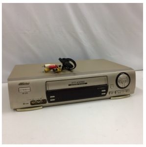 Victor ビクター VHS ビデオデッキ HR-D29 99年製 (再生のみ確認、リモコンなし、RCAケーブル付き) 