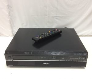 ビデオとDVDの再生のみ確認済み TOSHIBA 東芝 VTR一体型HDD&DVDレコーダー D-W250K 09年製