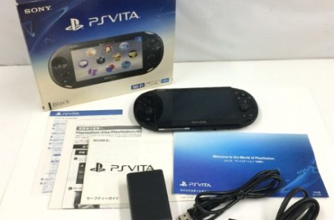 SONY ソニー PSVita PCH-2000 ブラック 8GBメモリーカード付