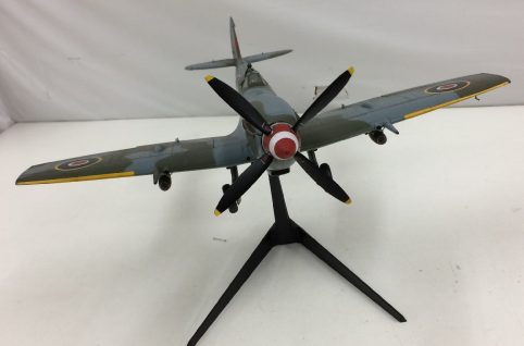 完成品　タミヤ スーパーマリン スピットファイア Mk.XVIe プラモデル
