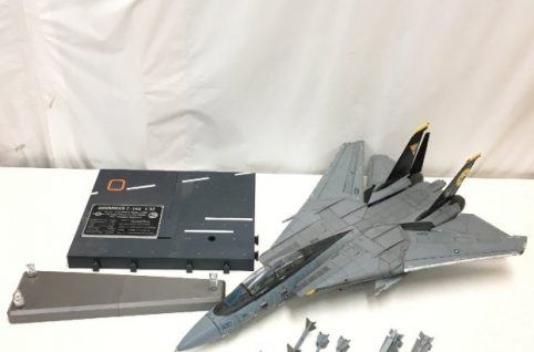 戦闘機　プラモデル　GRUMMAN F-14D 1/32